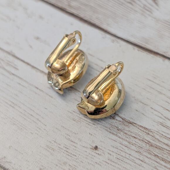 Vintage Clip On Earrings - Cream Oval with Swish Halo - Fair Condition - Picture 5 of 8